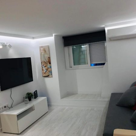 Cozy Apartment Malasana Free Parking マドリード エクステリア 写真