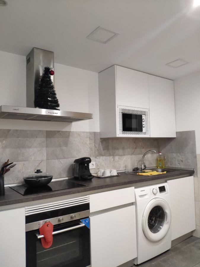 Cozy Apartment Malasana Free Parking マドリード エクステリア 写真